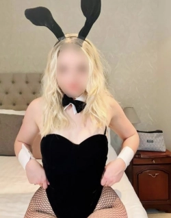 girl escort st helens petite british gfe