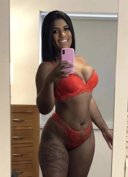 girl escort slough lunna