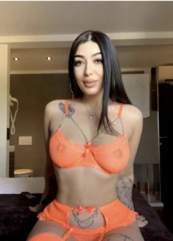 girl escort leicester mary