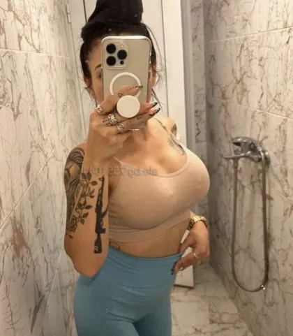 DARIA escort profile in Blackpool