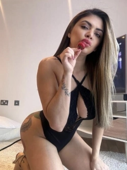 girl escort colchester pricila