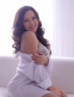 girl escort london simone